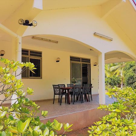 Вилла Huahine - Tipanier House Haapu Экстерьер фото